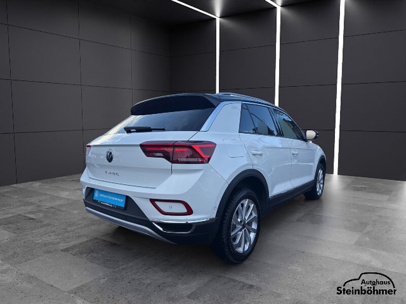 Volkswagen T-ROC Style 1.5TSI DSG Navi LED AHK ACC Sitzhzg.