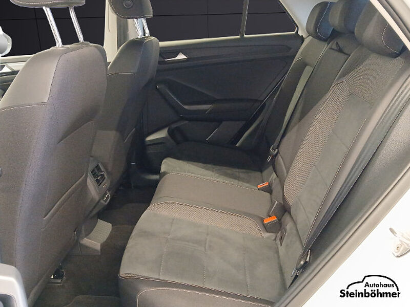 Volkswagen T-Roc Style 1.0TSI LED Plus NAV ACC SHZ AppCon