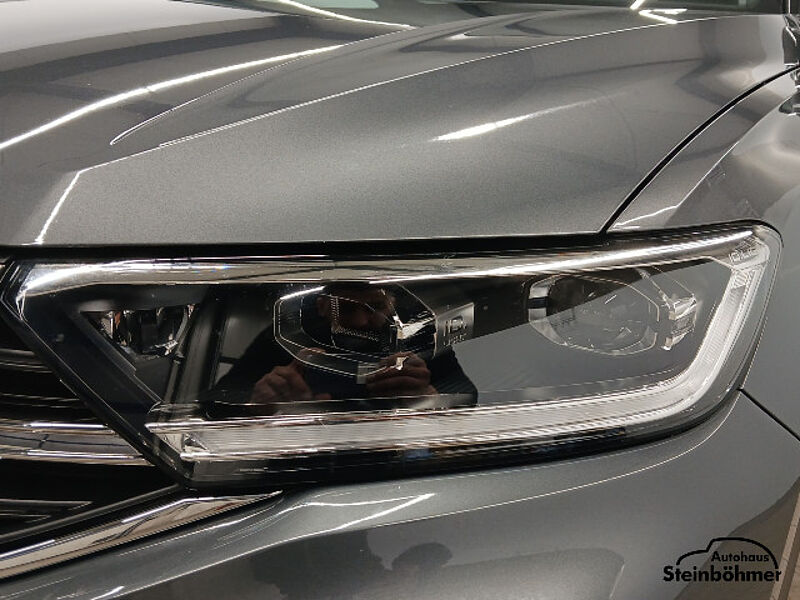 Volkswagen T-Roc R-Line 1.5TSI DSG LEDPlus NAV AHK ACC SHZ