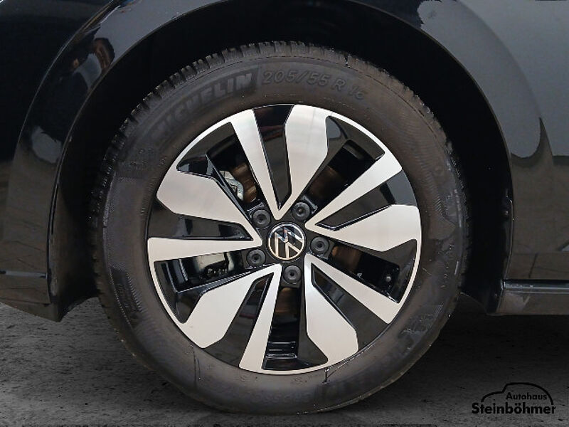 Volkswagen Golf Goal 2.0TDI DSG LEDPlus NAV AHK RearView