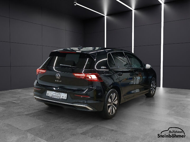 Volkswagen Golf Goal 2.0TDI DSG LEDPlus NAV AHK RearView