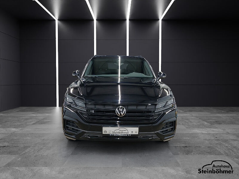 Volkswagen Touareg R-Line BlackStyle 3.0TDI 4M IQ. Light