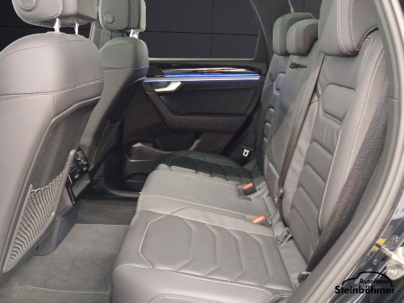 Volkswagen Touareg R-Line BlackStyle 3.0TDI 4M IQ. Light
