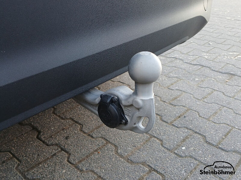 Volkswagen Tiguan GOAL 2.0TDI Navi LED AHK AreaView