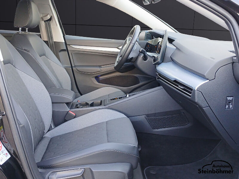 Volkswagen Golf GOAL 1.5eTSI DSG Navi AHK RearView Sitzhzg.