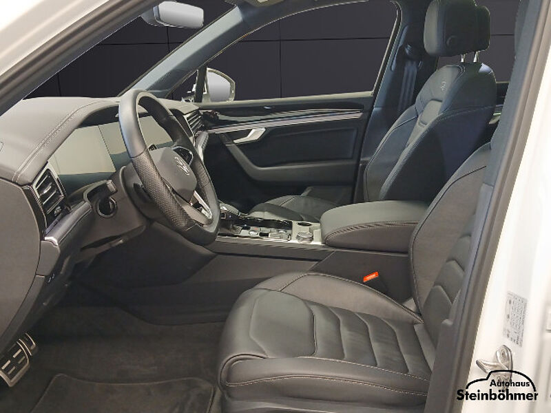 Volkswagen Touareg R-Line 3.0TDI 4M LED NAVPremium AHK Pano