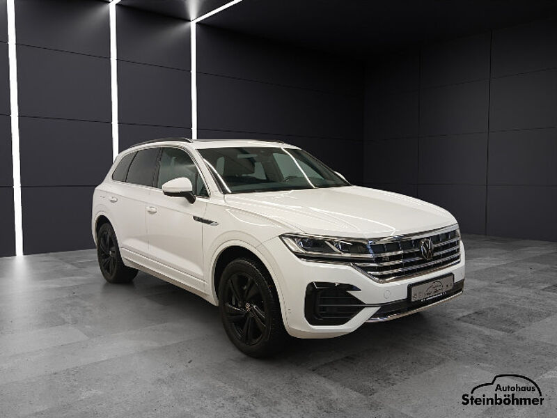 Volkswagen Touareg R-Line 3.0TDI 4M LED NAVPremium AHK Pano