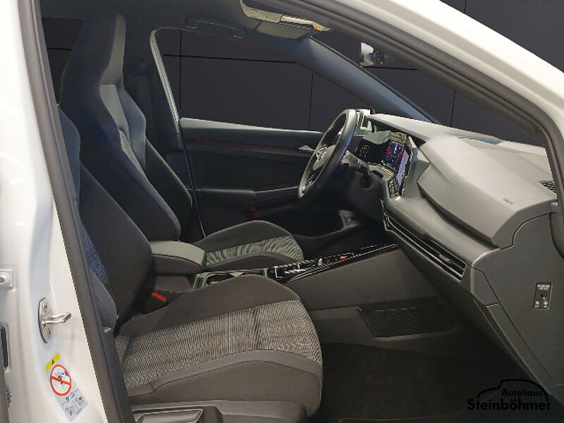 Volkswagen Golf GTE Navi Matrix-LED RearView Keyl. Sitzhzg.