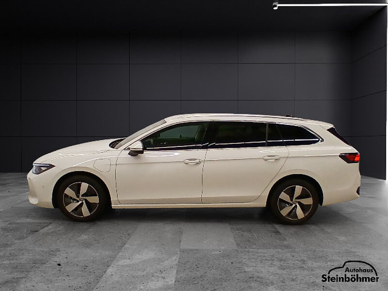 Volkswagen Passat Business 1.5TSI DSG eHybrid LED NAV AHK