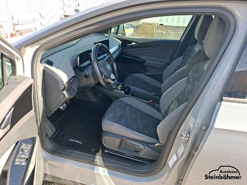 Volkswagen ID.4 Pro Performance 150kW IQ. Light NAV AHK ACC