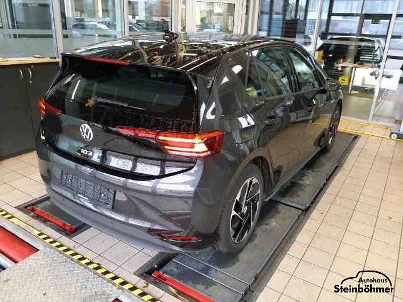 Volkswagen ID.3 Pure Performance 110kW LED NAV SHZ AppCon