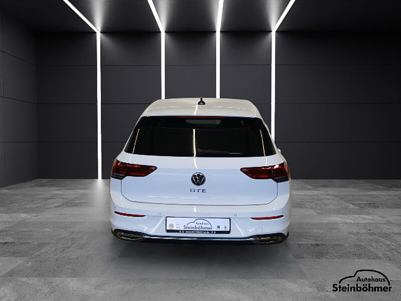 Volkswagen Golf GTE 1.4TSI DSG eHybrid LEDPlus NAV SHZ