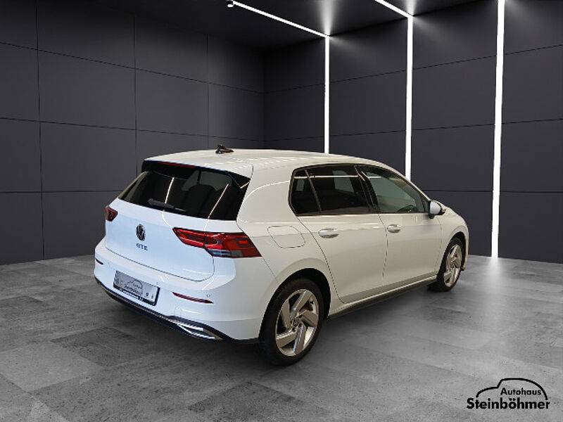 Volkswagen Golf GTE 1.4TSI DSG eHybrid LEDPlus NAV SHZ