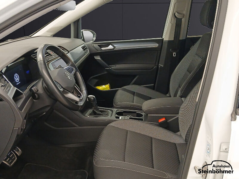 Volkswagen Touran Active 2.0TDI DSG NAV AHK ACC SHZ