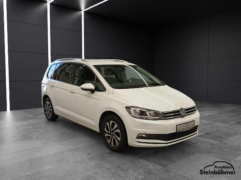 Volkswagen Touran Active 2.0TDI DSG NAV AHK ACC SHZ