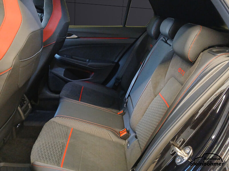 Volkswagen Golf GTI Clubsport 2.0TSI DSG LED Plus AppCon