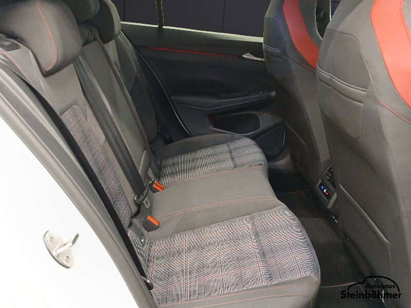 Volkswagen Golf GTI DSG Navi Pano HUD Matrix-LED Keyless