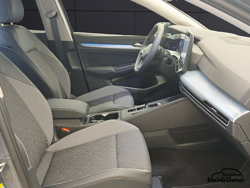 Volkswagen Golf GOAL 1.5eTSI DSG LEDPlus NAV AHK RearView