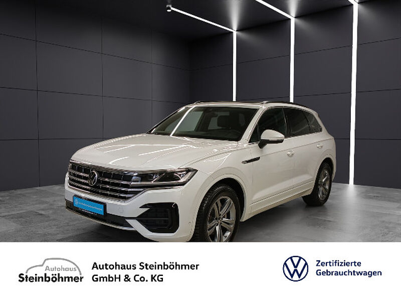 Volkswagen Touareg R-Line Navi AHK Pano Standhzg HUD