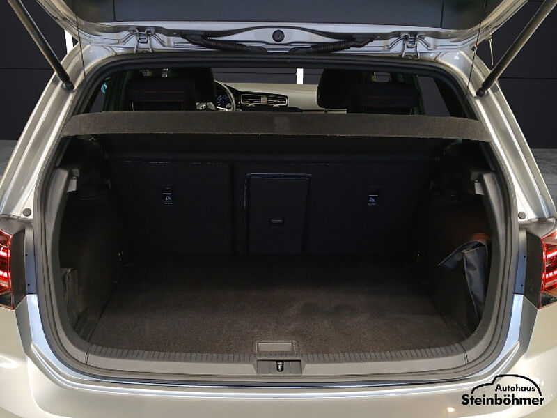 Volkswagen Golf GTI Performance Navi LED DCC Standhzg