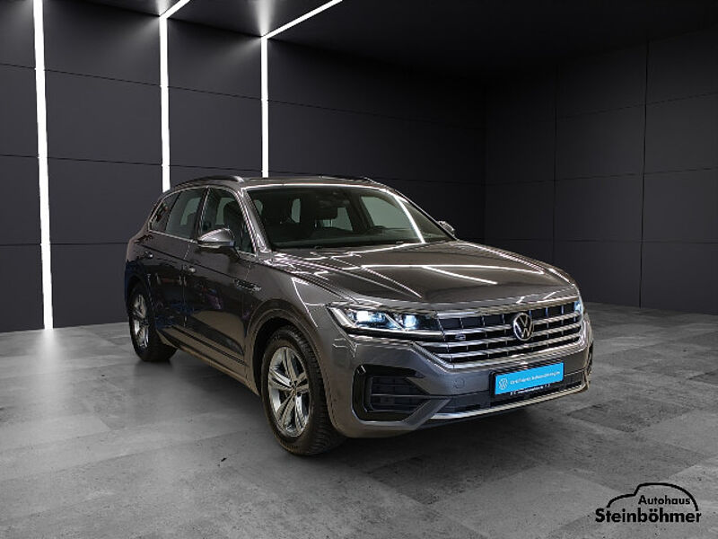 Volkswagen Touareg R-Line AHK Pano Standhzg HUD Luftf.