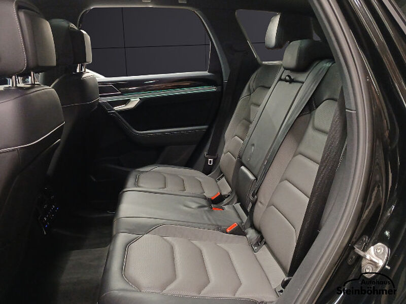Volkswagen Touareg R-Line Pano AHK Standhzg. Soundsystem