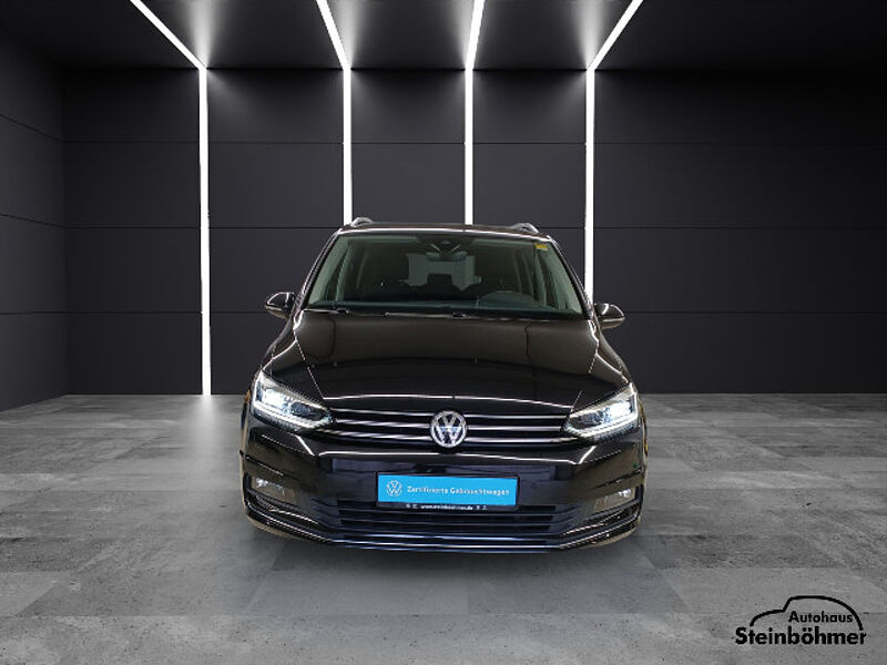 Volkswagen Touran Highline 1.5TSi DSG Navi LED AHK RearView