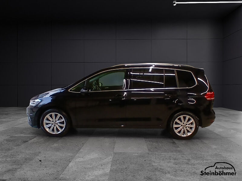 Volkswagen Touran Highline 1.5TSi DSG Navi LED AHK RearView