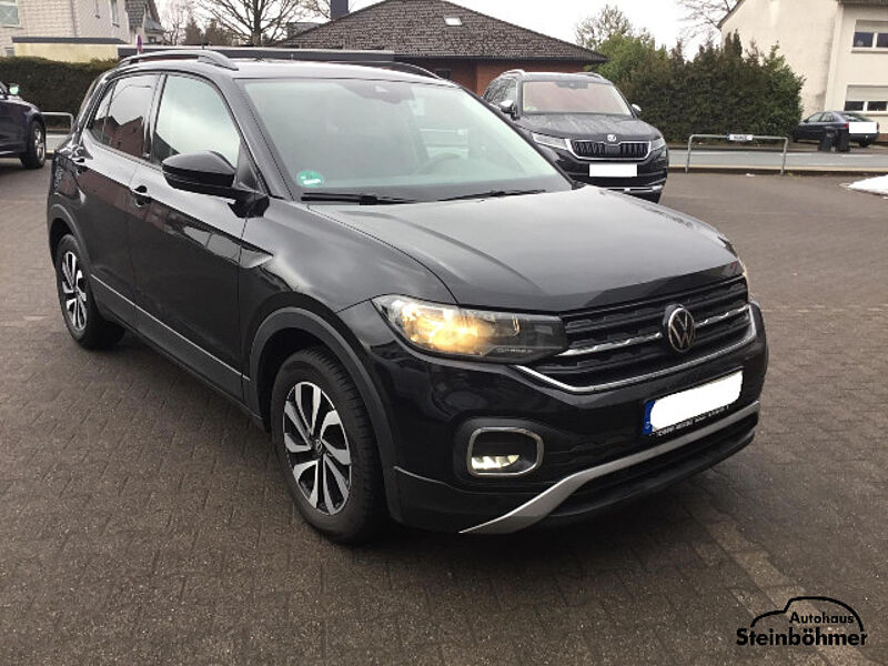 Volkswagen T-Cross Active 1.0TSI NAV ACC AppCon SHZ