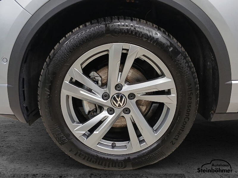 Volkswagen T-Roc R-Line 1.5TSI DSG Navi LEDSitzhzg. AppCon.