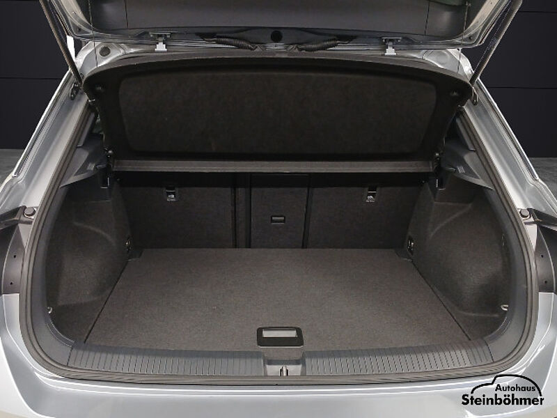 Volkswagen T-Roc R-Line 1.5TSI DSG Navi LEDSitzhzg. AppCon.