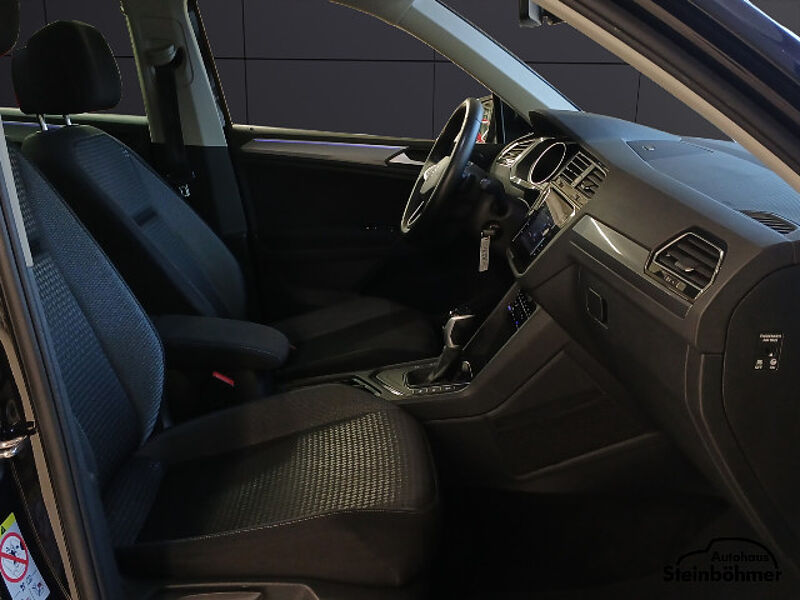 Volkswagen Tiguan Active 1.5TSI DSG Navi LED RearView
