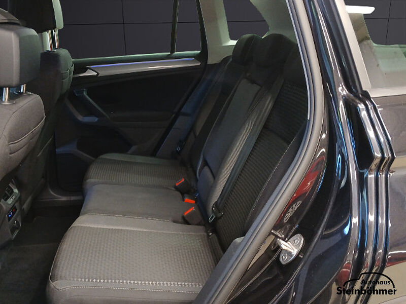 Volkswagen Tiguan Active 1.5TSI DSG Navi LED RearView