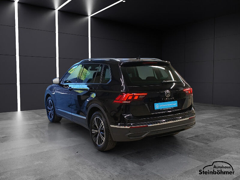 Volkswagen Tiguan Active 1.5TSI DSG Navi LED RearView
