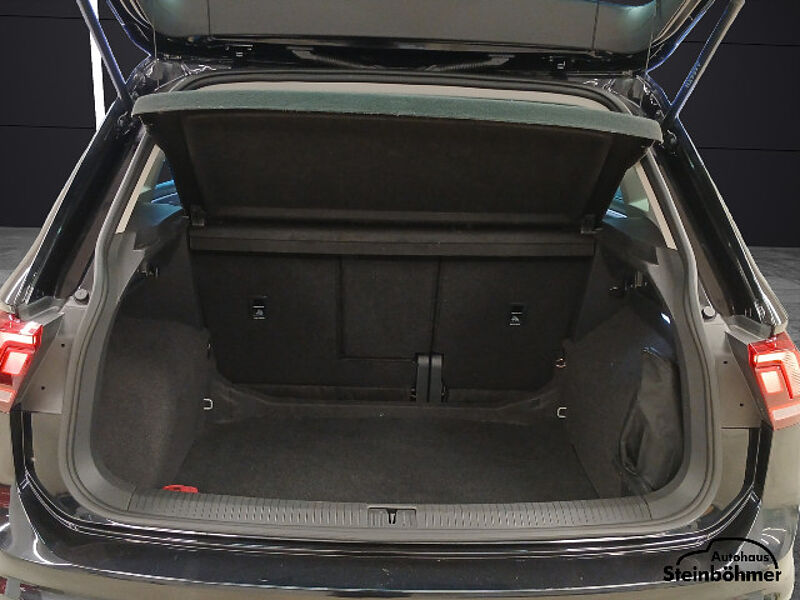 Volkswagen Tiguan Active 1.5TSI DSG Navi LED RearView
