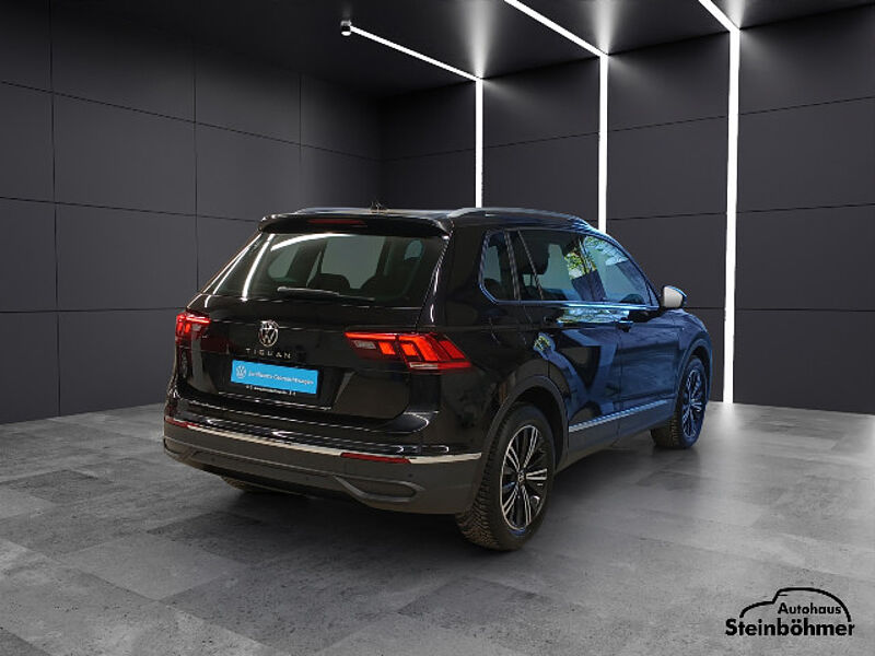 Volkswagen Tiguan Active 1.5TSI DSG Navi LED RearView