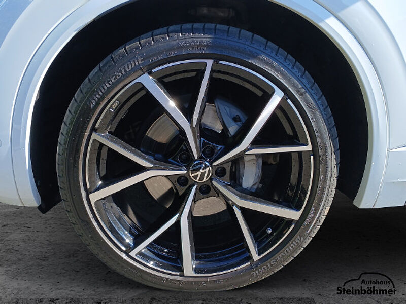 Volkswagen Touareg 3.0 V6 TDI R-Line Pano AHK Soundsystem