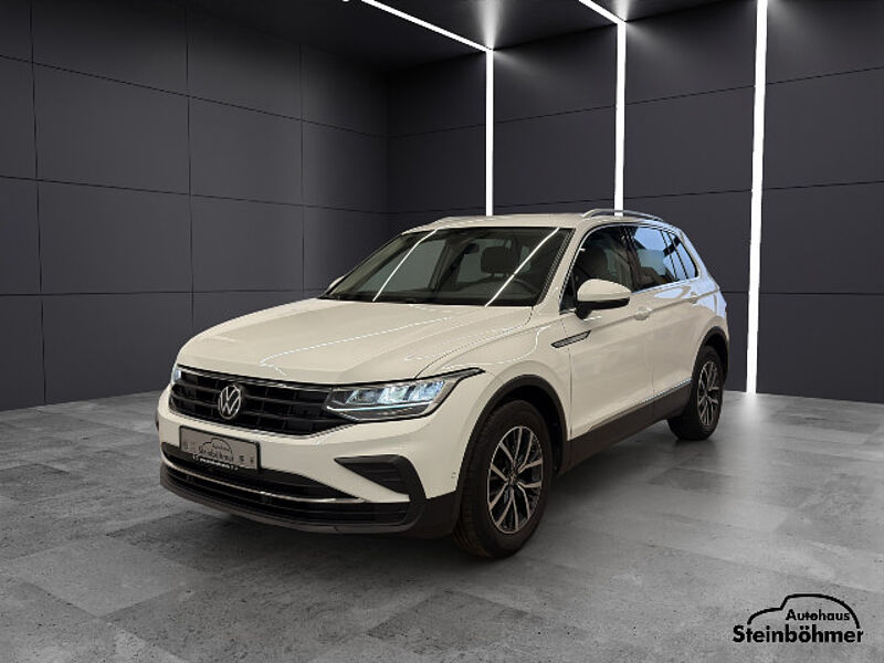 Volkswagen Tiguan Life 2.0TDI DSG LED NAV AHK ACC SHZ