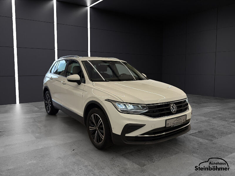 Volkswagen Tiguan Active 1.5 TSI DSG LED NAV ACC SHZ
