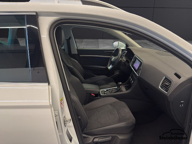 SEAT Ateca Xperience 2.0TDI DSG LED NAV AHK RFK