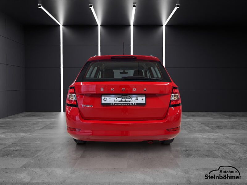 SKODA Fabia Combi Ambition 1.0TSI SmartLink Sitzhzg.