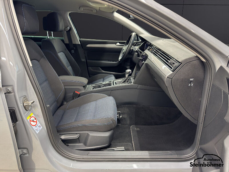 Volkswagen Passat Variant GTE Navi LED RearView Sitzhzg.