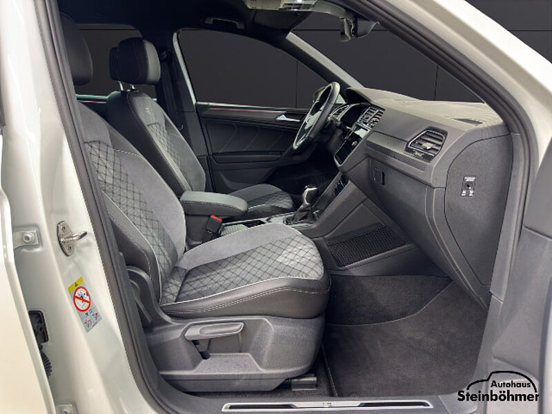 Volkswagen Tiguan R-Line 2.0TDI DSG Navi Matrix-LED AHK