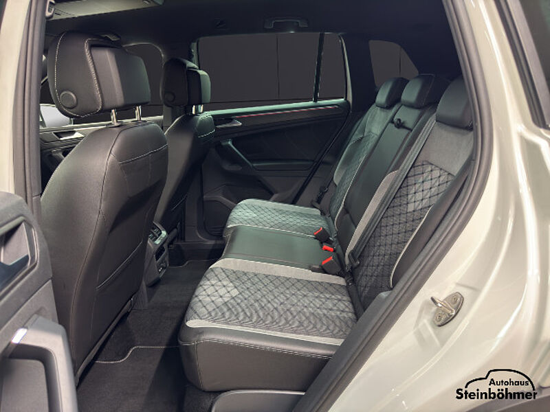 Volkswagen Tiguan R-Line 2.0TDI DSG Navi Matrix-LED AHK