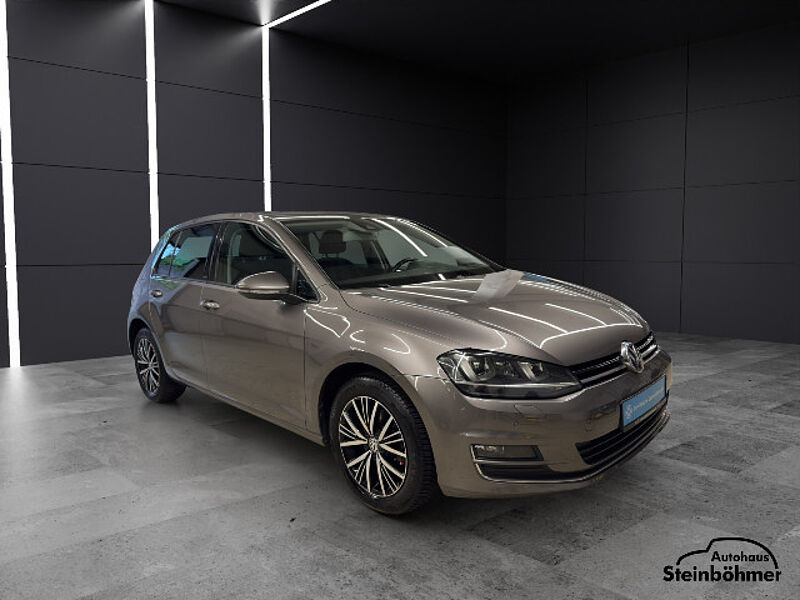Volkswagen Golf Allstar 1.4TSI DSG AHK RearView SHZ