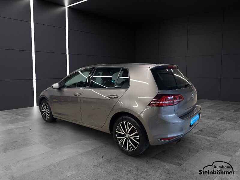 Volkswagen Golf Allstar 1.4TSI DSG AHK RearView SHZ