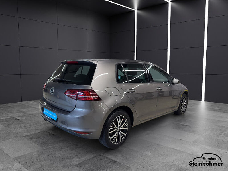 Volkswagen Golf Allstar 1.4TSI DSG AHK RearView SHZ