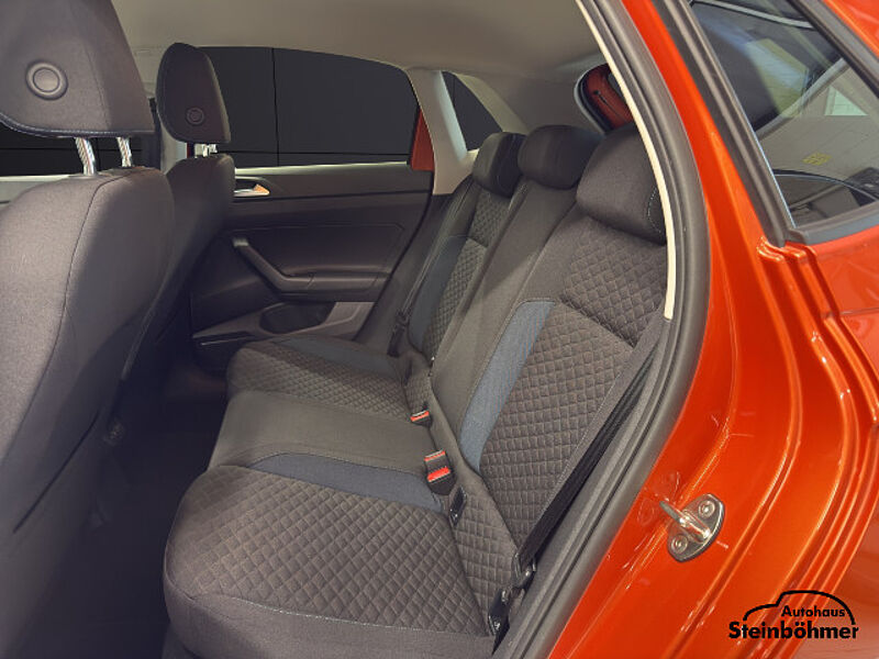 Volkswagen Polo IQ. DRIVE 1.0TSI LED RearView SHZ AppCon