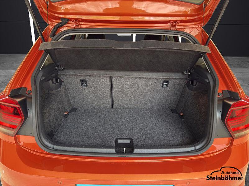 Volkswagen Polo IQ. DRIVE 1.0TSI LED RearView SHZ AppCon