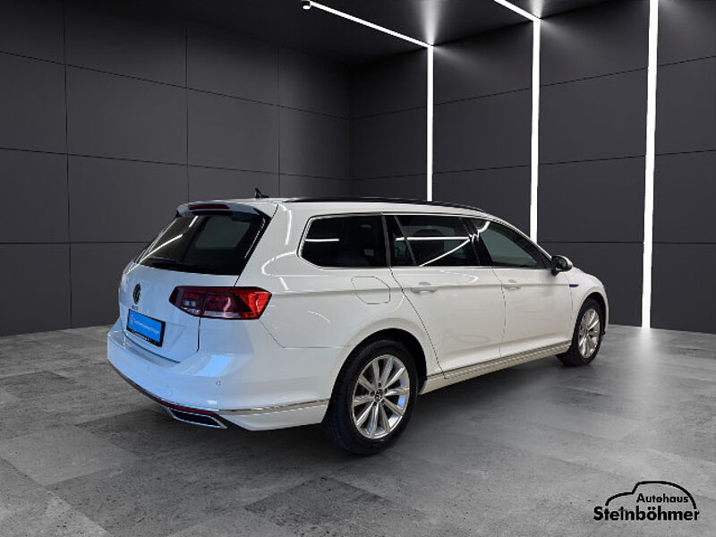 Volkswagen Passat Variant GTE Navi LED RearView ACC